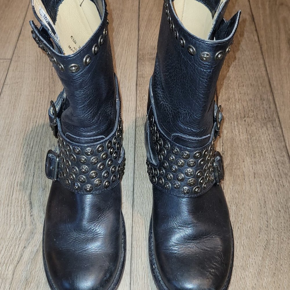 Frye Veronica ankle boot studded